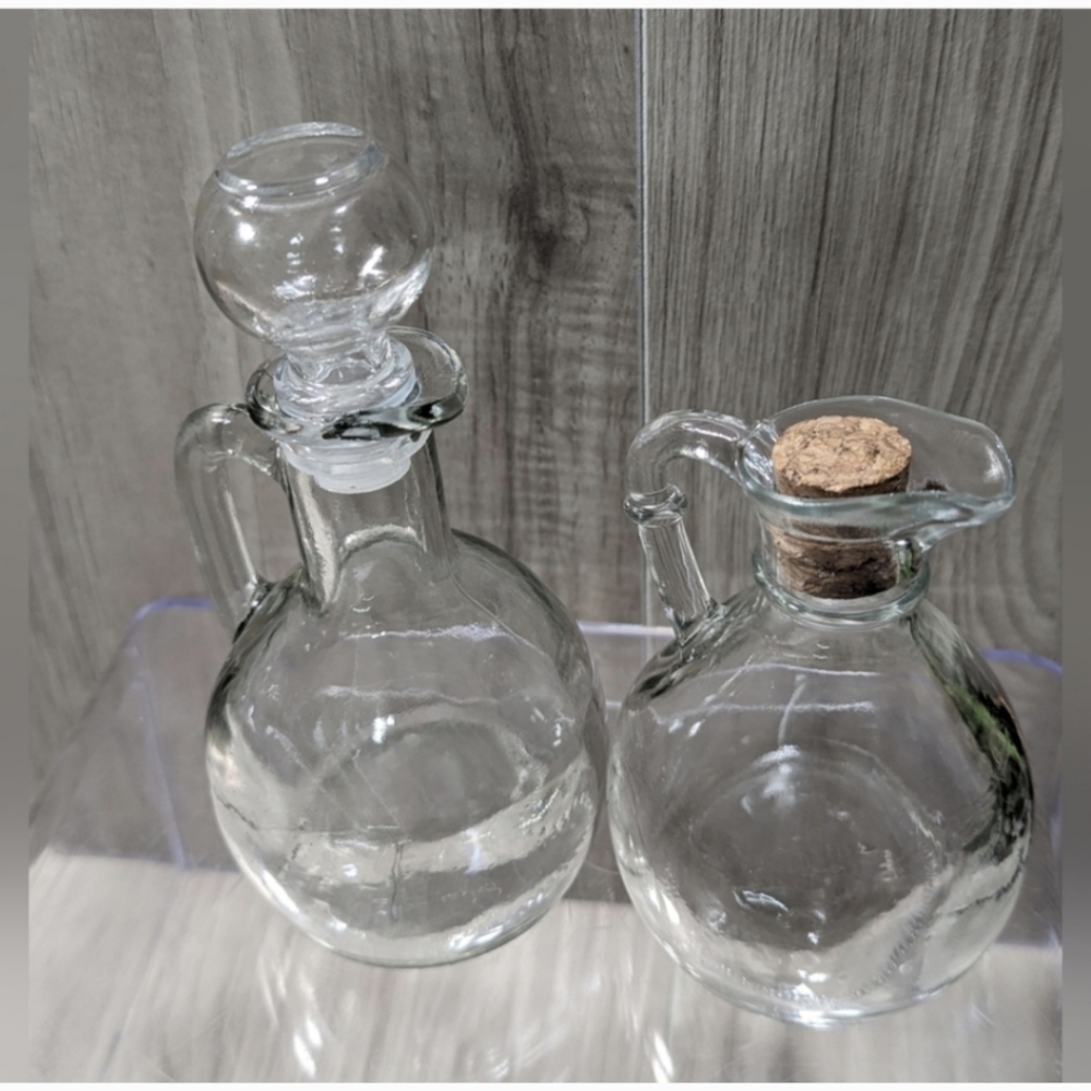 Oil & Vinegar Clear Glass Cork Bottles Serveware Small VINTAGE - Picture 2 of 14